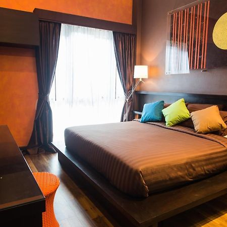 Third Rock Hostel Bangkok Eksteriør bilde