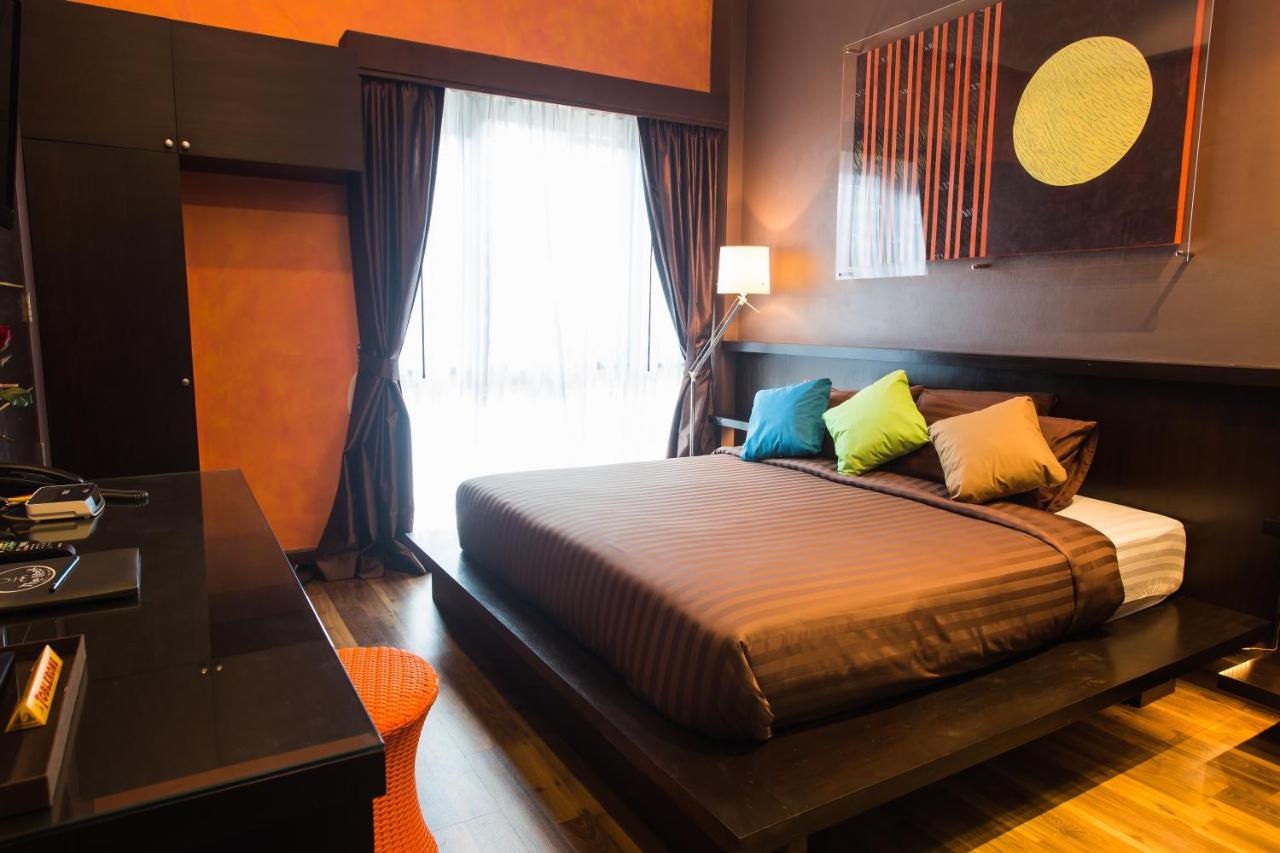 Third Rock Hostel Bangkok Eksteriør bilde