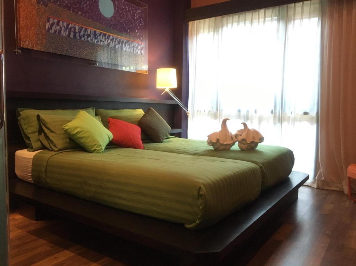 Third Rock Hostel Bangkok Eksteriør bilde
