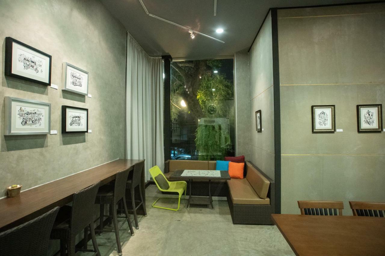 Third Rock Hostel Bangkok Eksteriør bilde